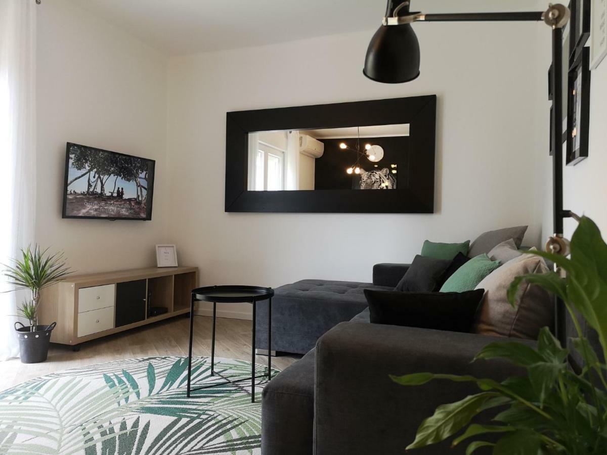 Apartment Gervais Rijeka Exteriör bild